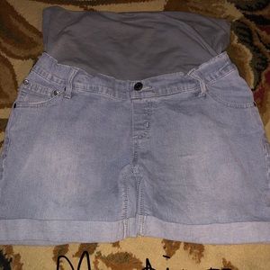 Maternity shorts